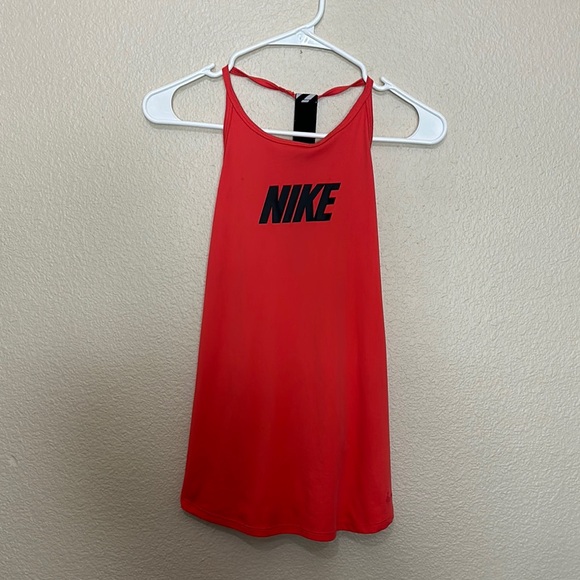 Nike Women's Elastika Elevate Training Tank Top size medium - Picture 1 of 4